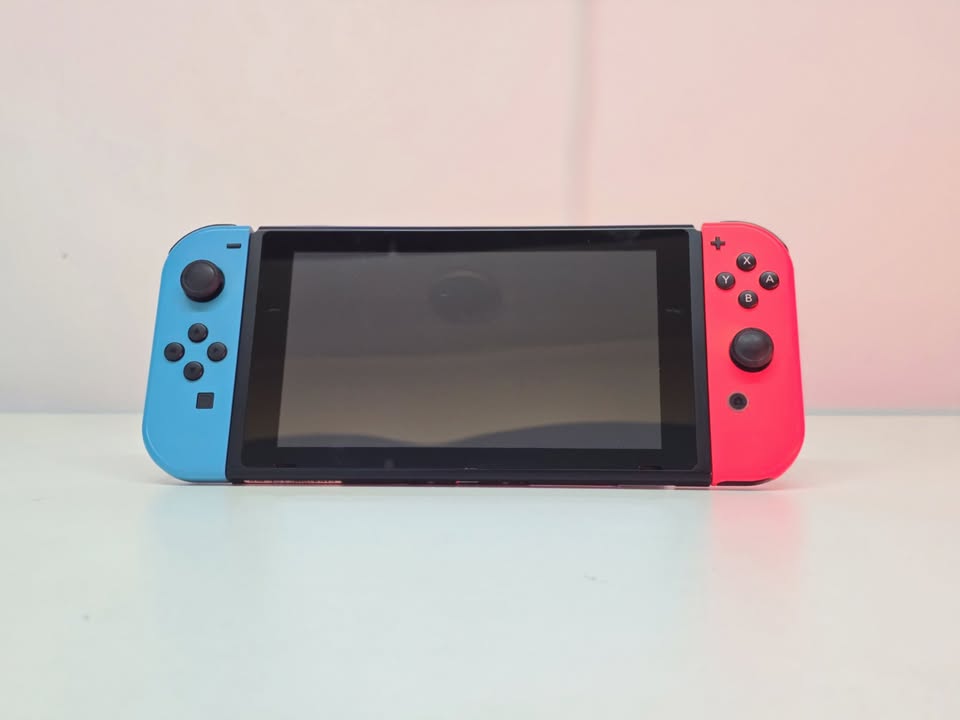 VIDEO GAME CONSOLE NINTENDO SWITCH V2 DESBLOQUEADO 128GB (USADO)