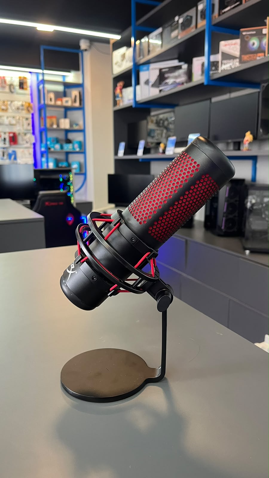 MICROFONE HYPERX QUADCAST (USADO) - Miniatura 2